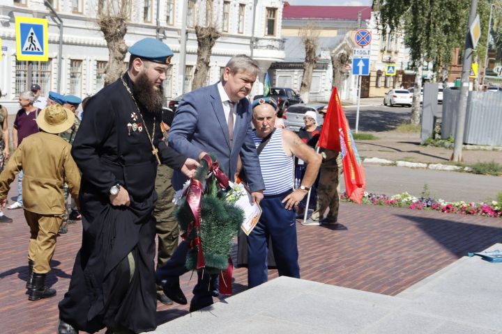 В Чистополе прошел день ВДВ