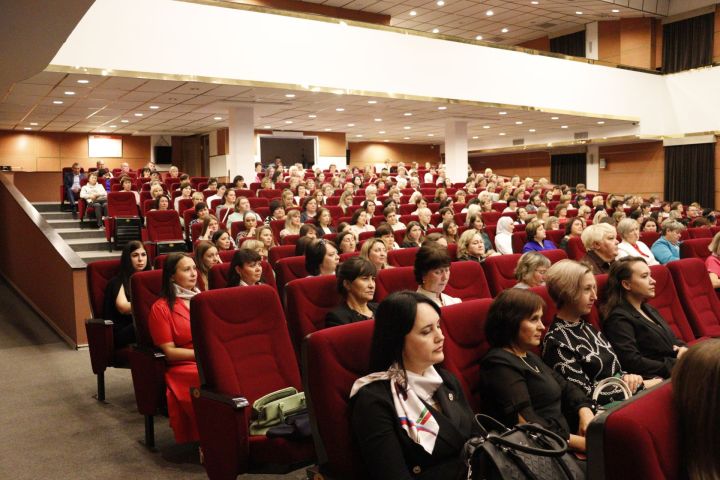 В Чистополе состоялось августовское совещание педагогов