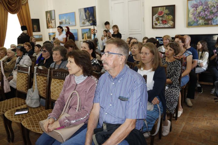 «Русский народный костюм Казанского Поволжья»: в Чистополе открылась уникальная этнографическая выставка