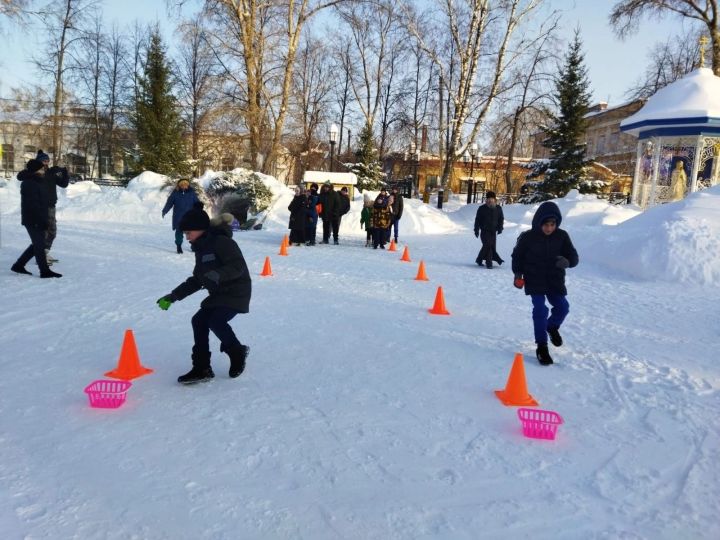 Зимний спортивный праздник прошел для особенных детей и их родителей