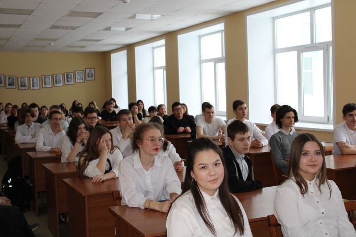 В Чистопольском сельскохозяйственном техникуме прошла Веб — конференция «Время возможностей и стартапов»