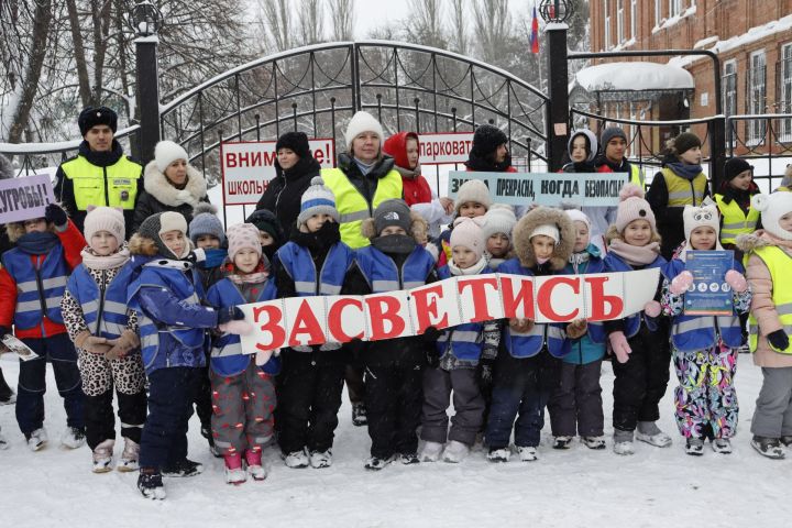 Дети призвали чистопольцев стать заметнее