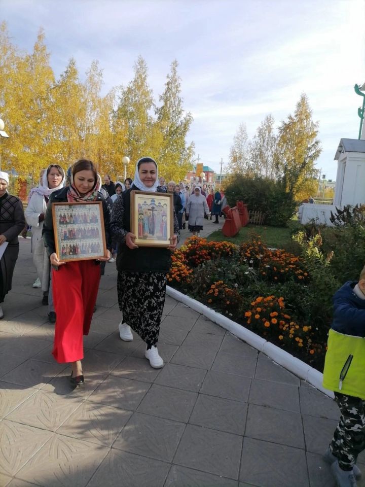 В Чистополе молитвенно почтили иерея Георгия Чиненкова