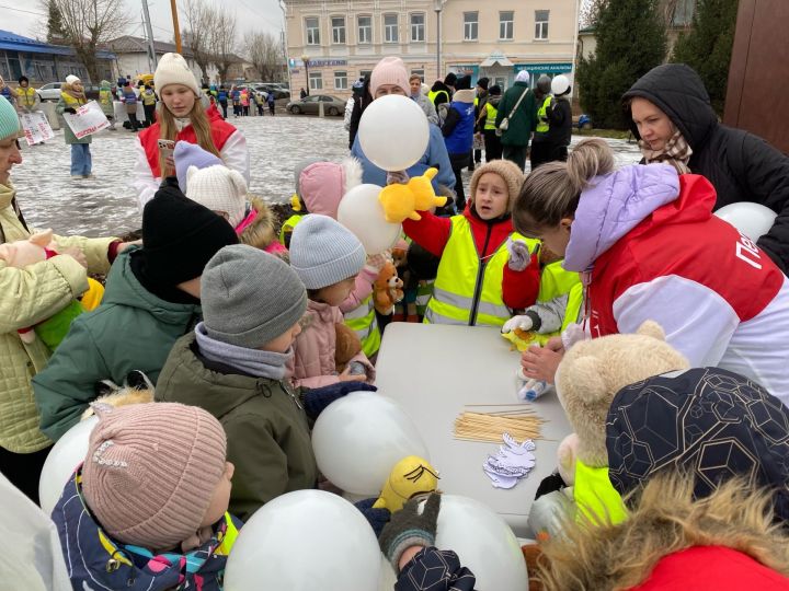 В Чистополе почтили память жертв ДТП