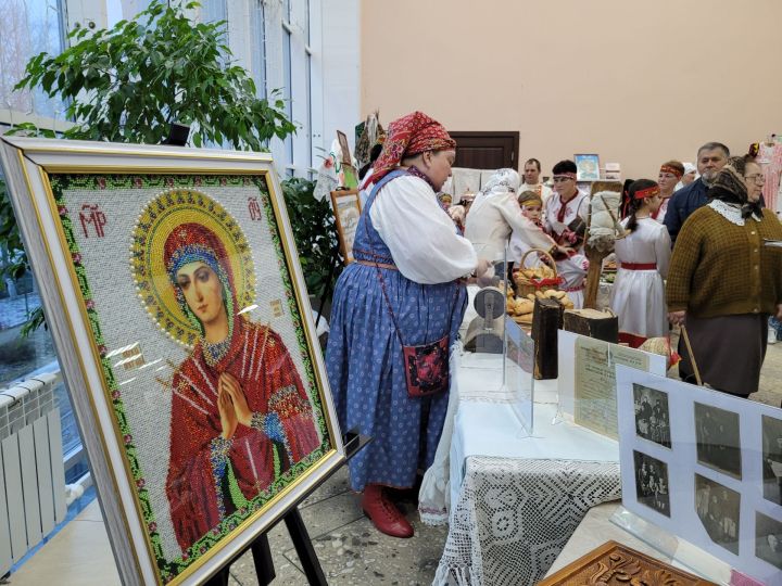 «Гаилә тарихында гасырлар кайтавазы» шәҗәрә фестивалендә катнашкан Федосеевлар — чын осталар