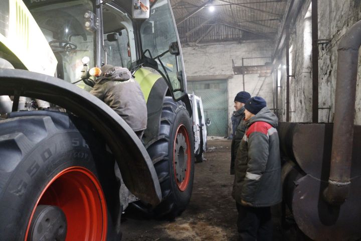 В агрофирме «Чистопольская» техника к посевной готова на 70 процентов