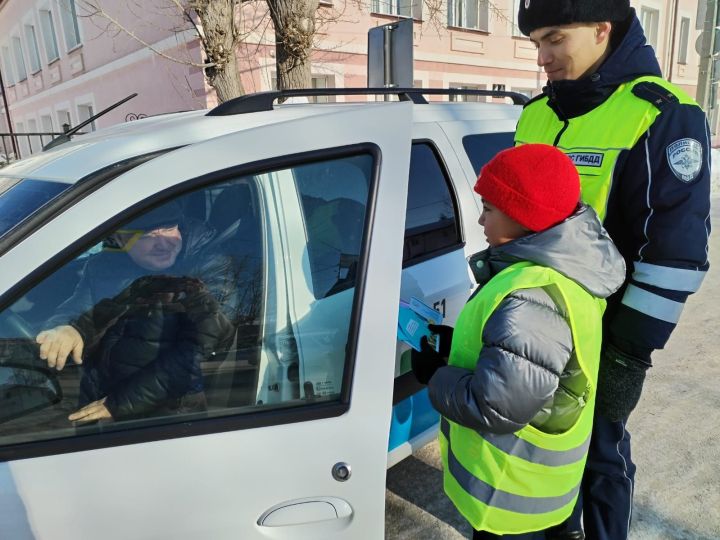 Чистопольских водителей поздравили с Днем защитника Отечества