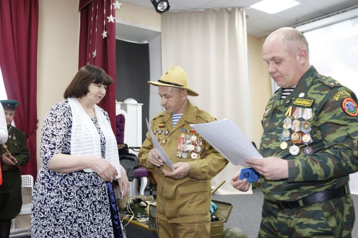 Чистопольским школьникам показали экспонаты музея боевой славы и рассказали о подвигах земляков на фронте