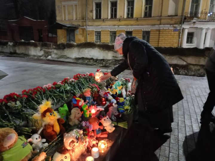 Чистопольцы зажгли свечи в память о погибших  в подмосковном «Крокус Сити Холле»