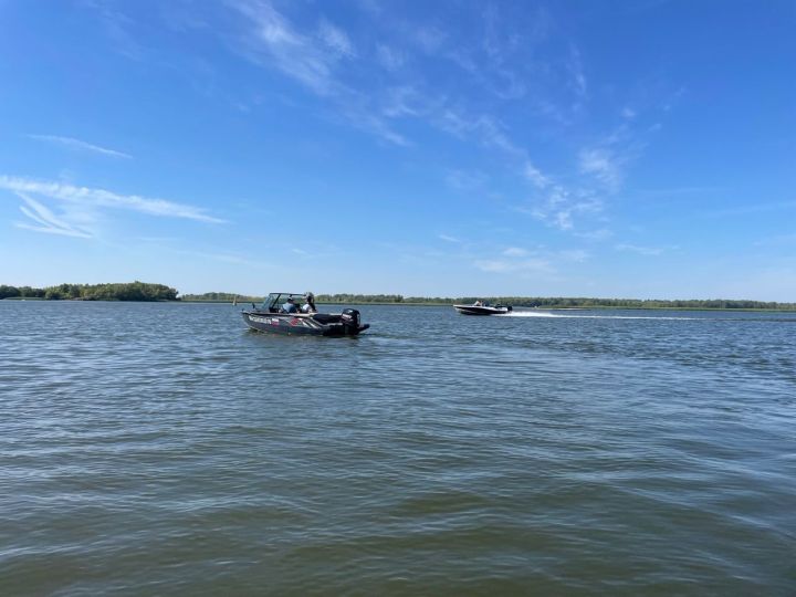 В Зеленодольском районе идут поиски двух рыбаков