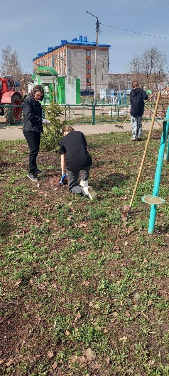 Более 2 тысяч чистопольцев приняли участие в общегородском субботнике