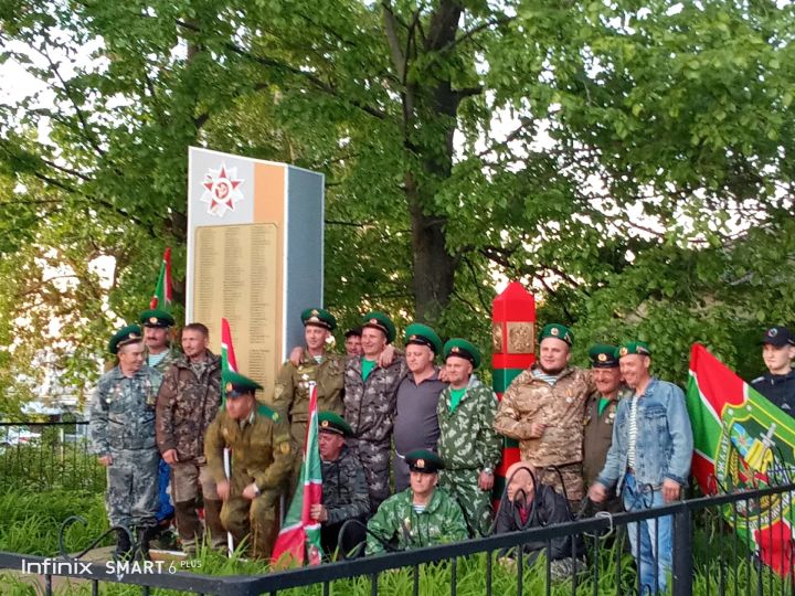 В Чистопольском селе открыли памятный знак — пограничный столб