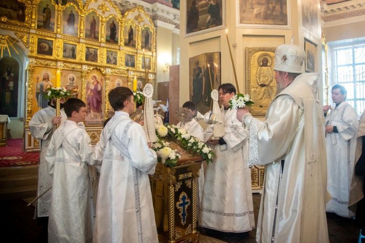 В Чистопольском соборе в канун Вознесения Господня епископ Пахомий совершил всенощное бдение