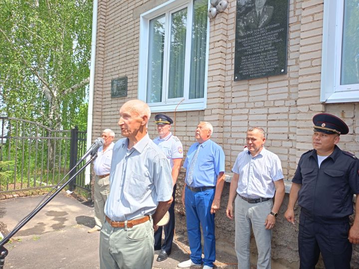 В Чистополе почтили память первого начальника местной Госавтоинспекции Тихона Захарова