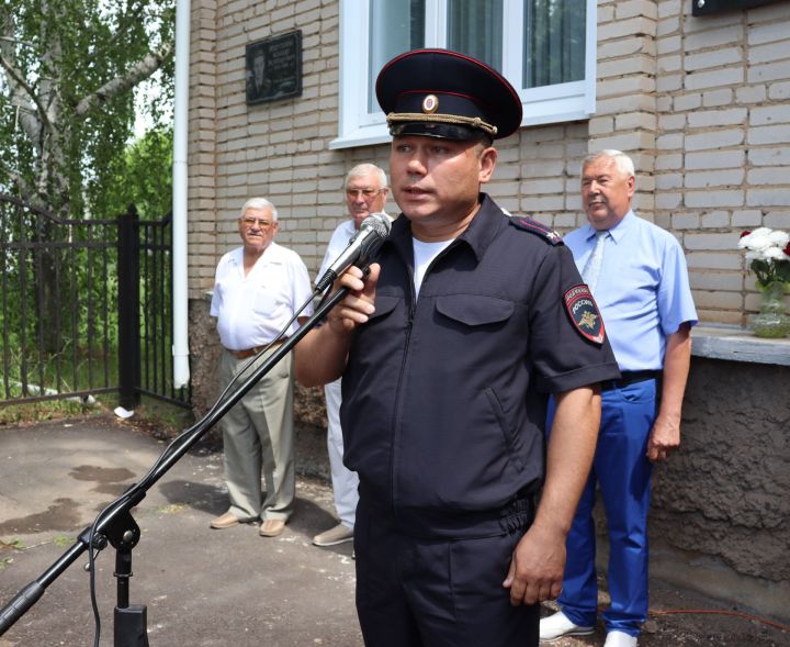 В Чистополе почтили память первого начальника местной Госавтоинспекции Тихона Захарова