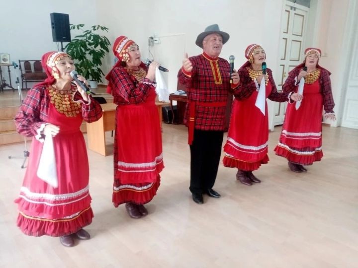 В Чистополе состоялась презентация сборника стихов поэтессы Веры Новиковой