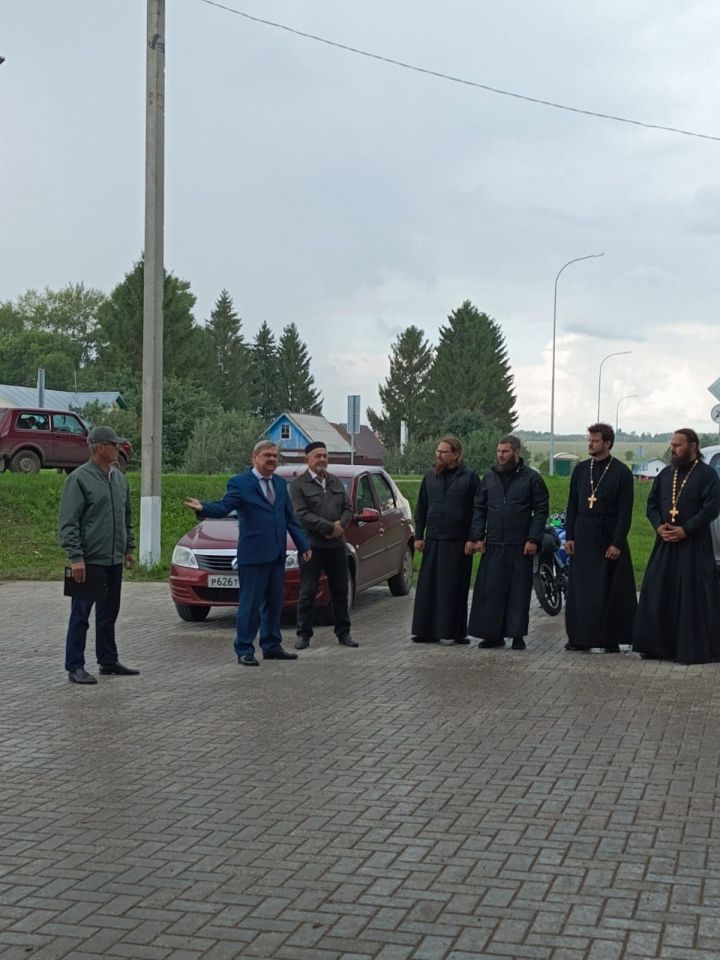 В чистопольском поселке прошел сход граждан по вопросу выбора земельного участка под строительство храма