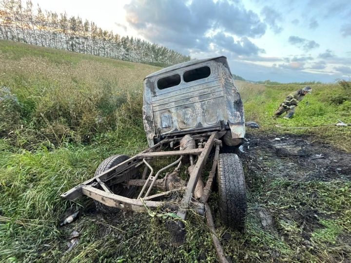 В Госавтоинспекции рассказали о подробностях жуткого ДТП со сгоревшим автомобилем в Чистопольском районе