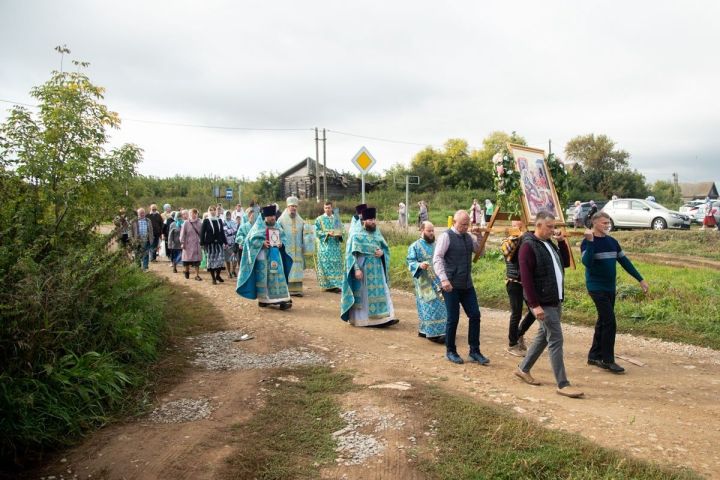 В селе Булдырь прошел престольный праздник в честь Рождества Пресвятой Богородицы